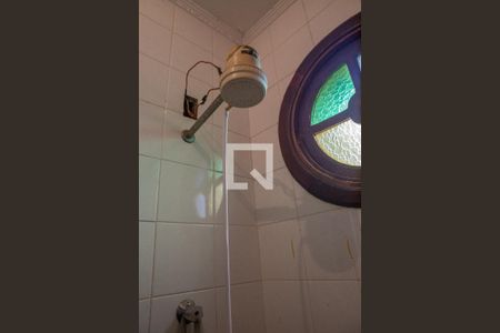 Casa à venda com 300m², 4 quartos e 5 vagasBanheiro da Piscina