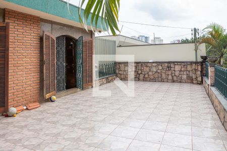 Casa à venda com 300m², 4 quartos e 5 vagasSacada