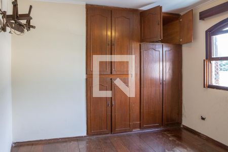 Casa à venda com 300m², 4 quartos e 5 vagasEdícula - Quarto 2