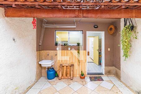 Casa à venda com 136m², 2 quartos e 1 vagaQuintal/Lavanderia