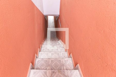 Apartamento para alugar com 40m², 1 quarto e sem vagaEscada - Entrada 