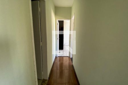 Corredor de apartamento para alugar com 2 quartos, 70m² em Centro, Duque de Caxias