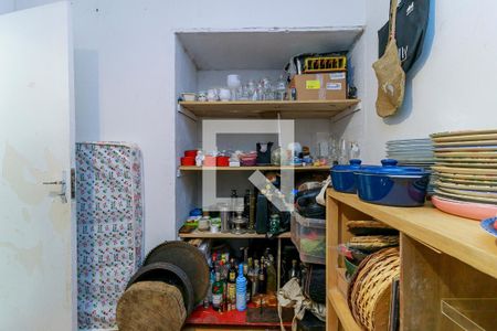 Casa à venda com 350m², 4 quartos e 3 vagasDespensa