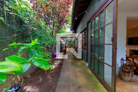 Casa à venda com 350m², 4 quartos e 3 vagasÁrea Externa