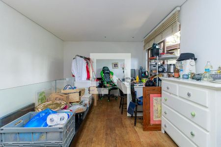 Casa à venda com 350m², 4 quartos e 3 vagasEscritório 2