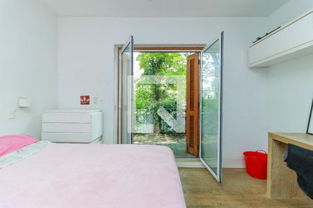 Casa à venda com 350m², 4 quartos e 3 vagasSuíte 3