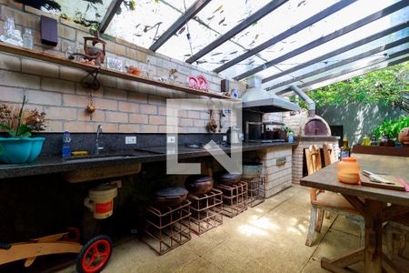 Casa à venda com 350m², 4 quartos e 3 vagasÁrea Externa