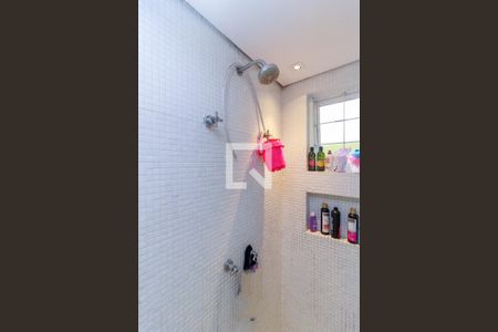 Casa à venda com 350m², 4 quartos e 3 vagasBanheiro da Suíte 1