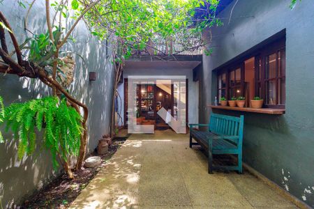 Casa à venda com 350m², 4 quartos e 3 vagasÁrea Externa