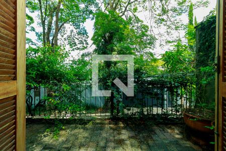 Casa à venda com 350m², 4 quartos e 3 vagasVista