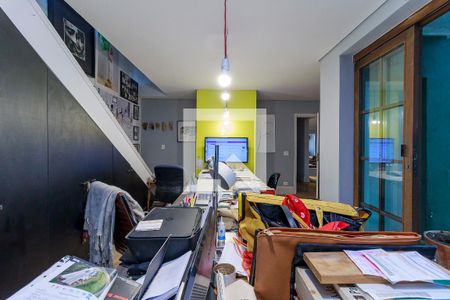 Casa à venda com 350m², 4 quartos e 3 vagasEscritório