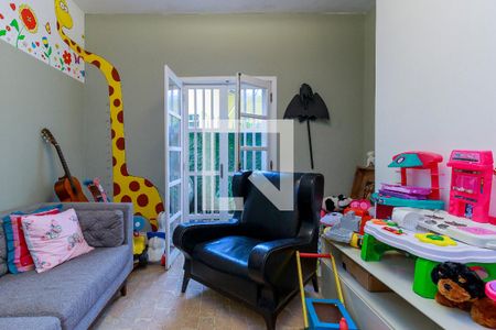 Casa à venda com 350m², 4 quartos e 3 vagasSuíte 2