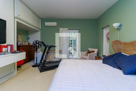 Casa à venda com 350m², 4 quartos e 3 vagasSuíte 1