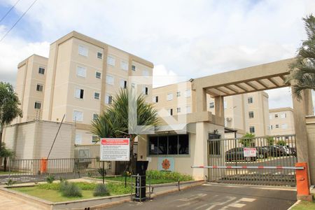 Apartamento para alugar com 40m², 2 quartos e 2 vagasFachada e Portaria