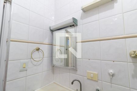 Apartamento para alugar com 40m², 1 quarto e 1 vaga Apartamento para alugar com 40m², 1 quarto e 1 vagaDetalhe do banheiro