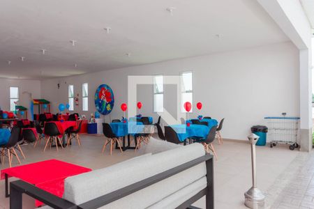 Apartamento à venda com 44m², 2 quartos e sem vagaÁrea comum - Salão de festas