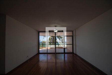 Sala de apartamento para alugar com 4 quartos, 203m² em Recreio dos Bandeirantes, Rio de Janeiro