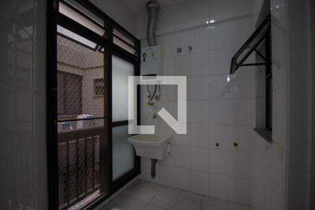 Apartamento para alugar com 203m², 4 quartos e 1 vaga Apartamento para alugar com 203m², 4 quartos e 1 vagaCozinha e Área de Serviço