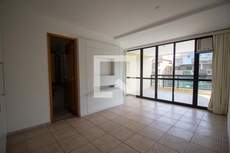 Apartamento para alugar com 203m², 4 quartos e 1 vaga Apartamento para alugar com 203m², 4 quartos e 1 vagaSuíte 3