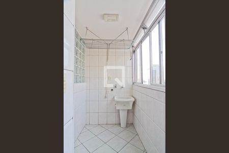 Apartamento para alugar com 68m², 2 quartos e sem vaga Apartamento para alugar com 68m², 2 quartos e sem vagaÁrea de Serviço