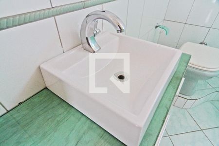 Apartamento para alugar com 68m², 2 quartos e sem vaga Apartamento para alugar com 68m², 2 quartos e sem vagaBanheiro