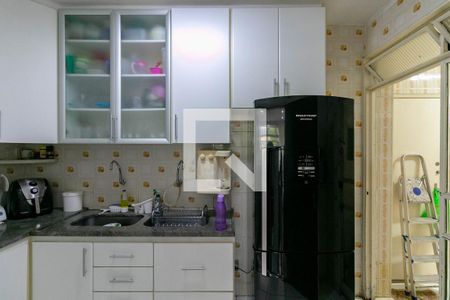 Apartamento à venda com 155m², 3 quartos e 2 vagasCozinha