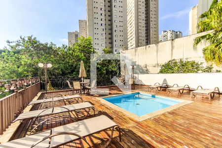 Apartamento para alugar com 168m², 4 quartos e 4 vagasÁrea Comum - Piscina
