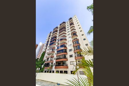 Apartamento para alugar com 168m², 4 quartos e 4 vagasFachada