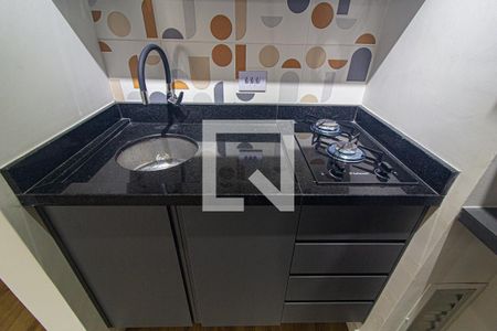 Cozinha de kitnet/studio para alugar com 1 quarto, 38m² em Centro Cívico, Curitiba