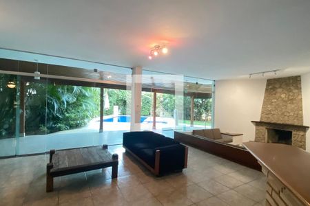 Sala de casa de condomínio à venda com 5 quartos, 423m² em Alphaville, Santana de Parnaíba