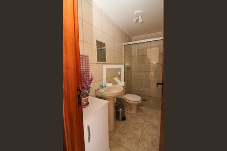 Casa à venda com 254m², 4 quartos e 6 vagasBanheiro 3