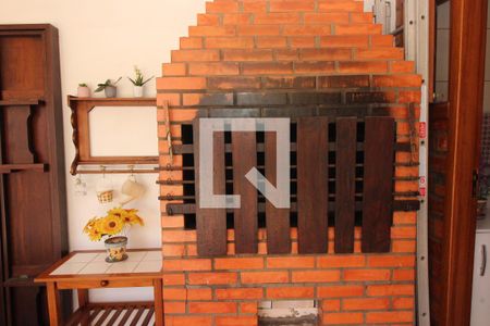 Casa à venda com 254m², 4 quartos e 6 vagasChurrasqueira