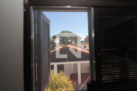 Casa à venda com 254m², 4 quartos e 6 vagasVista da sala 2