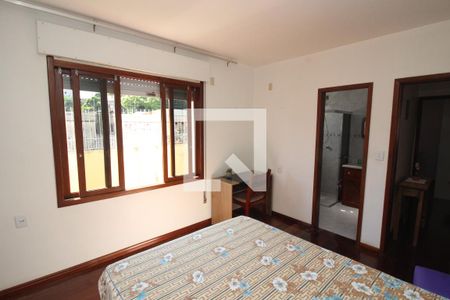 Casa à venda com 254m², 4 quartos e 6 vagasQuarto Suíte