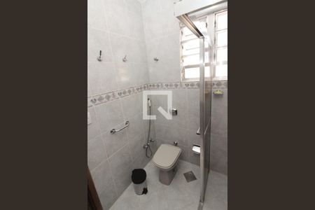 Casa à venda com 254m², 4 quartos e 6 vagasBanheiro da Suíte