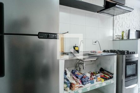 Cozinha de apartamento para alugar com 1 quarto, 28m² em Vila Penteado, São Paulo