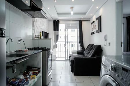 Cozinha de apartamento à venda com 1 quarto, 28m² em Vila Penteado, São Paulo