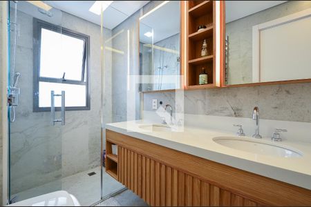 Apartamento à venda com 131m², 3 quartos e 3 vagasBanheiro da Suíte 3