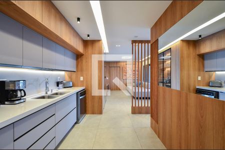 Cozinha de apartamento à venda com 3 quartos, 131m² em Mirandópolis, São Paulo