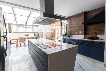 Apartamento para alugar com 120m², 2 quartos e 2 vagas Apartamento para alugar com 120m², 2 quartos e 2 vagasCozinha