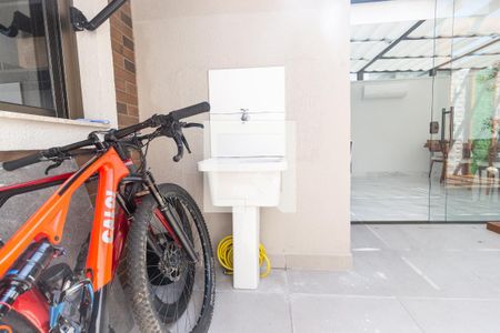 Apartamento para alugar com 120m², 2 quartos e 2 vagas Apartamento para alugar com 120m², 2 quartos e 2 vagasÁrea de serviço 2