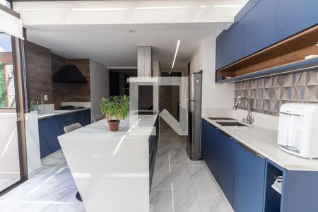 Apartamento para alugar com 120m², 2 quartos e 2 vagas Apartamento para alugar com 120m², 2 quartos e 2 vagasCozinha