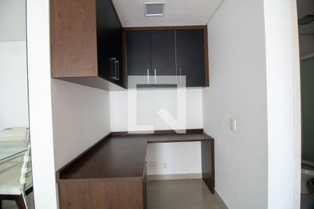 Sala de apartamento para alugar com 2 quartos, 86m² em Vila Suzana, São Paulo