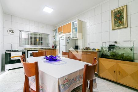 Casa à venda com 140m², 3 quartos e sem vaga Casa à venda com 140m², 3 quartos e sem vagaCoziinha