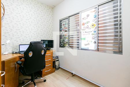 Casa à venda com 140m², 3 quartos e sem vaga Casa à venda com 140m², 3 quartos e sem vagaDormitório 2