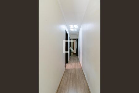Corredor de casa para alugar com 3 quartos, 140m² em Penha de França, São Paulo