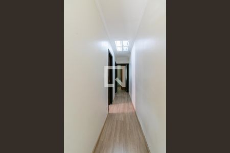 Corredor de casa à venda com 3 quartos, 140m² em Penha de França, São Paulo