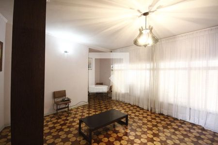 Sala de casa à venda com 3 quartos, 450m² em Vila Monumento, São Paulo