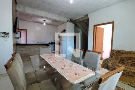 Sala de casa à venda com 3 quartos, 350m² em Sapucaias Iii, Contagem
