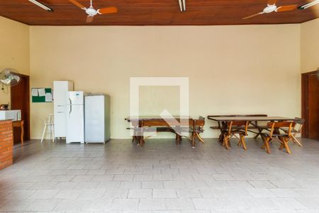 Apartamento à venda com 60m², 2 quartos e sem vagaÁrea comum - Salão de festas